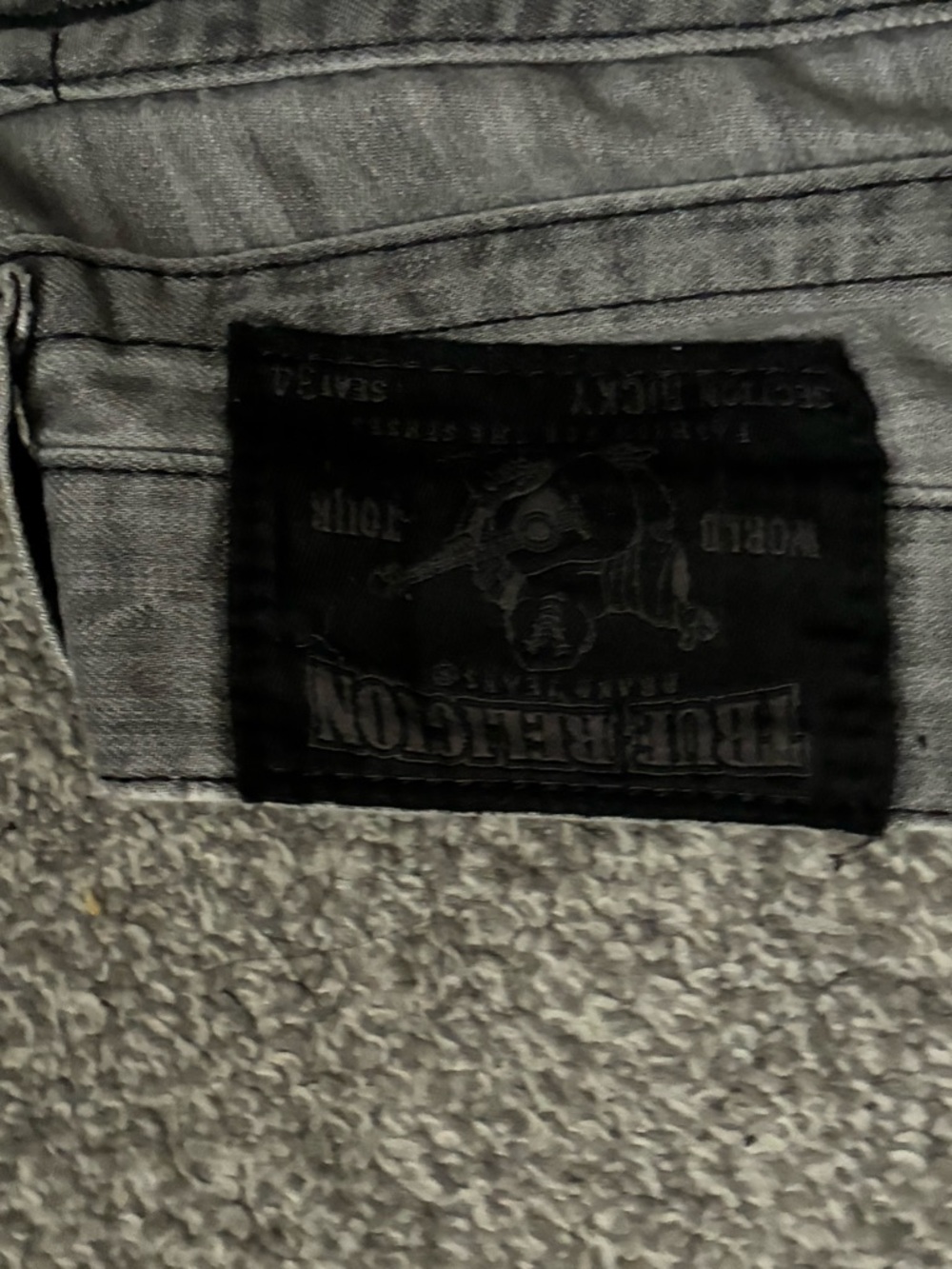 Y2K Vintage True Religion Gray Slim Bootcut Jeans with Subtle Fading - Picture 3 of 7